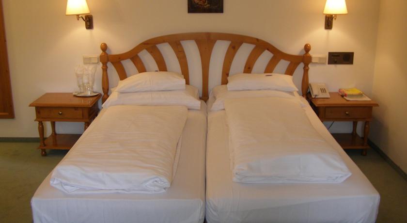 HOTEL-PENSION LANDHAUS FUHRGASSL-HUBER