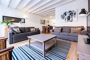 STAALMEESTERS APARTMENT SUITES