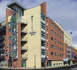 HOLIDAY INN EXPRESS GLASGOW CITY CENTRE RIVERSIDE