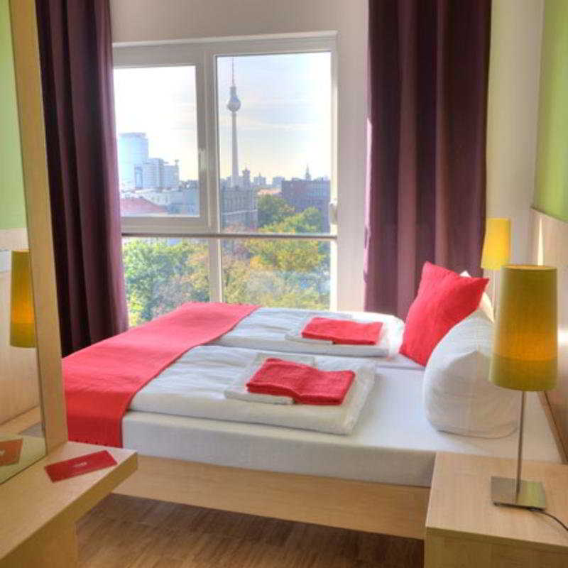 MEININGER HOTEL BERLIN ALEXANDERPLATZ