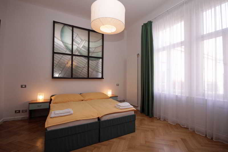 DOWN TOWN RESIDENCE