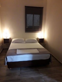 ATHENS WAY LOFTS
