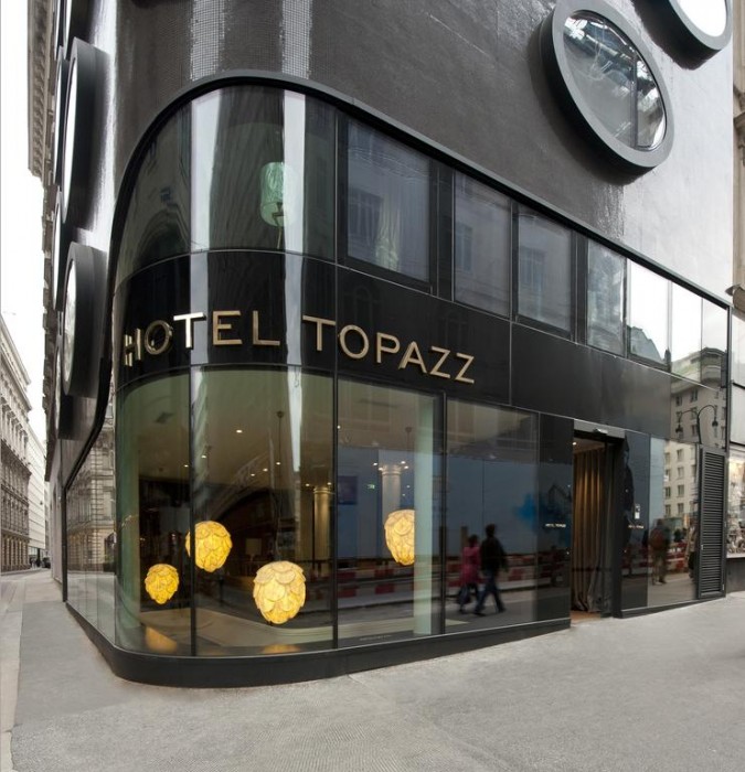 HOTEL TOPAZZ & LAMEE