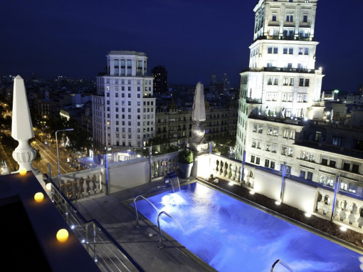 EL AVENIDA PALACE HOTEL