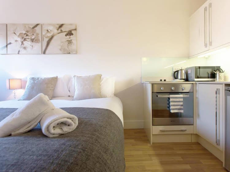 APPLE APARTMENTS KENSINGTON