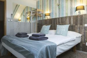 ROYAL COURT HOTEL