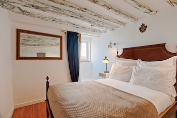 DELIGHTFUL & QUIRKY 1 BEDROOM