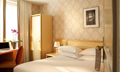 BEST WESTERN BRETAGNE MONTPARNASSE