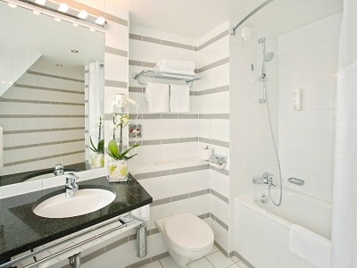 HOLIDAY INN VIENNA CITY