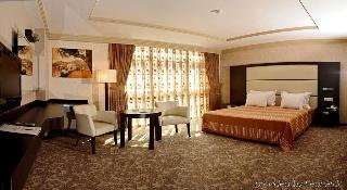 BLUE REGENCY HOTEL