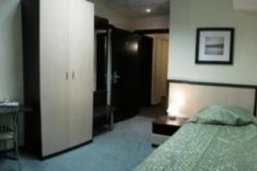 AVE HOTEL