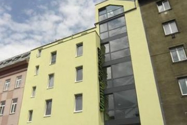 CITY HOSTEL