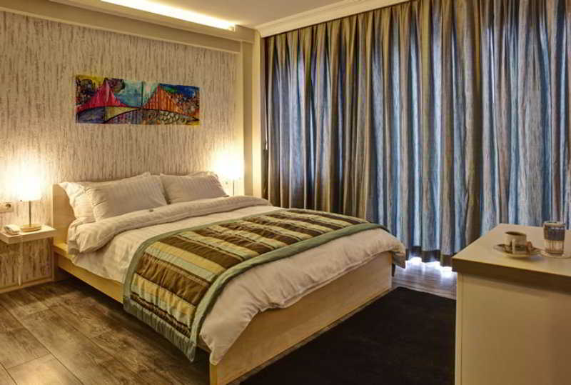 ELANAZ HOTEL