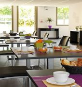 LAGRANGE CITY APPARTHOTEL LYON LUMIERE