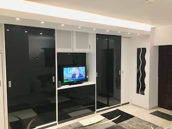 STUDIO MILITARI RESIDENCE M2